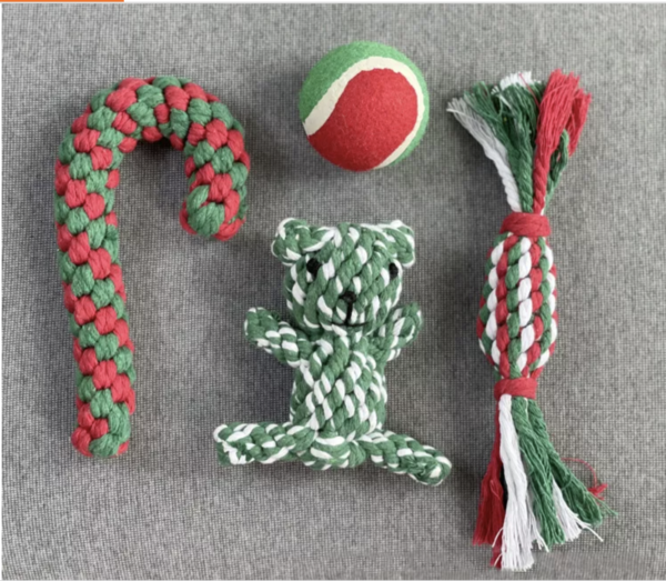 Christmas-themed Chew Toy Set